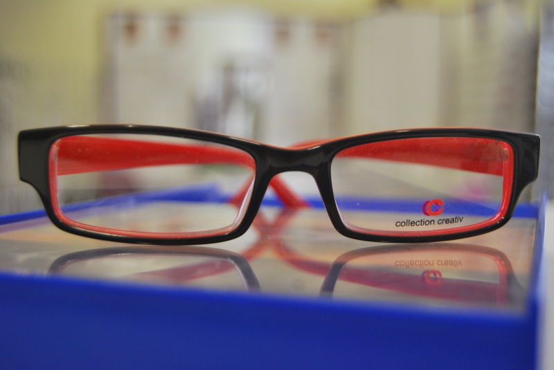 opticien-CHATEAUDOUBLE-min_view-sight-lens-frame-optics-spectacles-1141012-pxhere.com